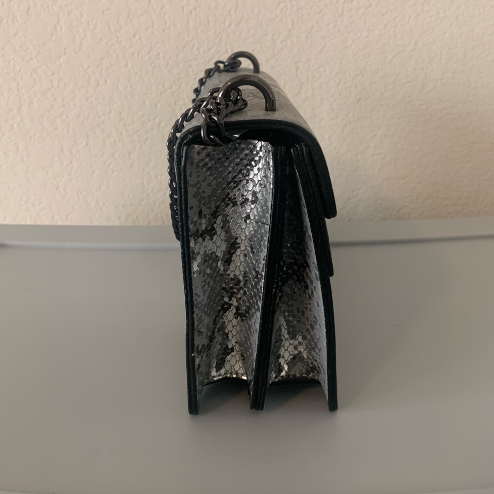 Gray Purse - Picture 2 of 7